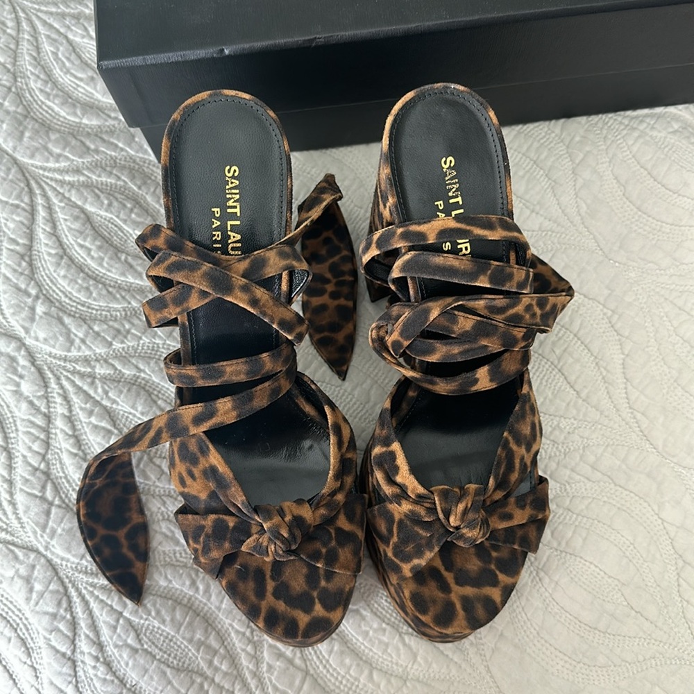 SAINT LAURENT Bianca Leopard Platform Sandals with Knot Front - Picture 4 of 6